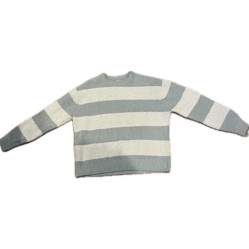Light Blue Hollister Sweater size S